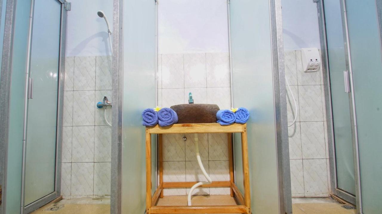 Sentul Hostel Kuta  Екстер'єр фото