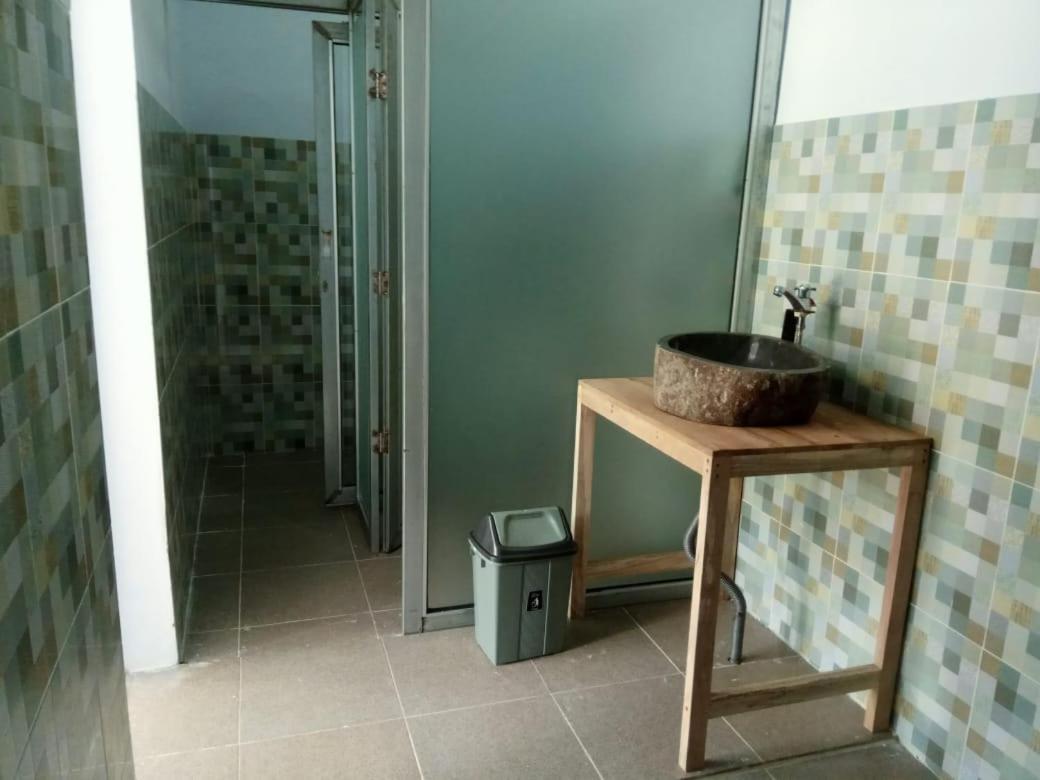 Sentul Hostel Kuta  Екстер'єр фото